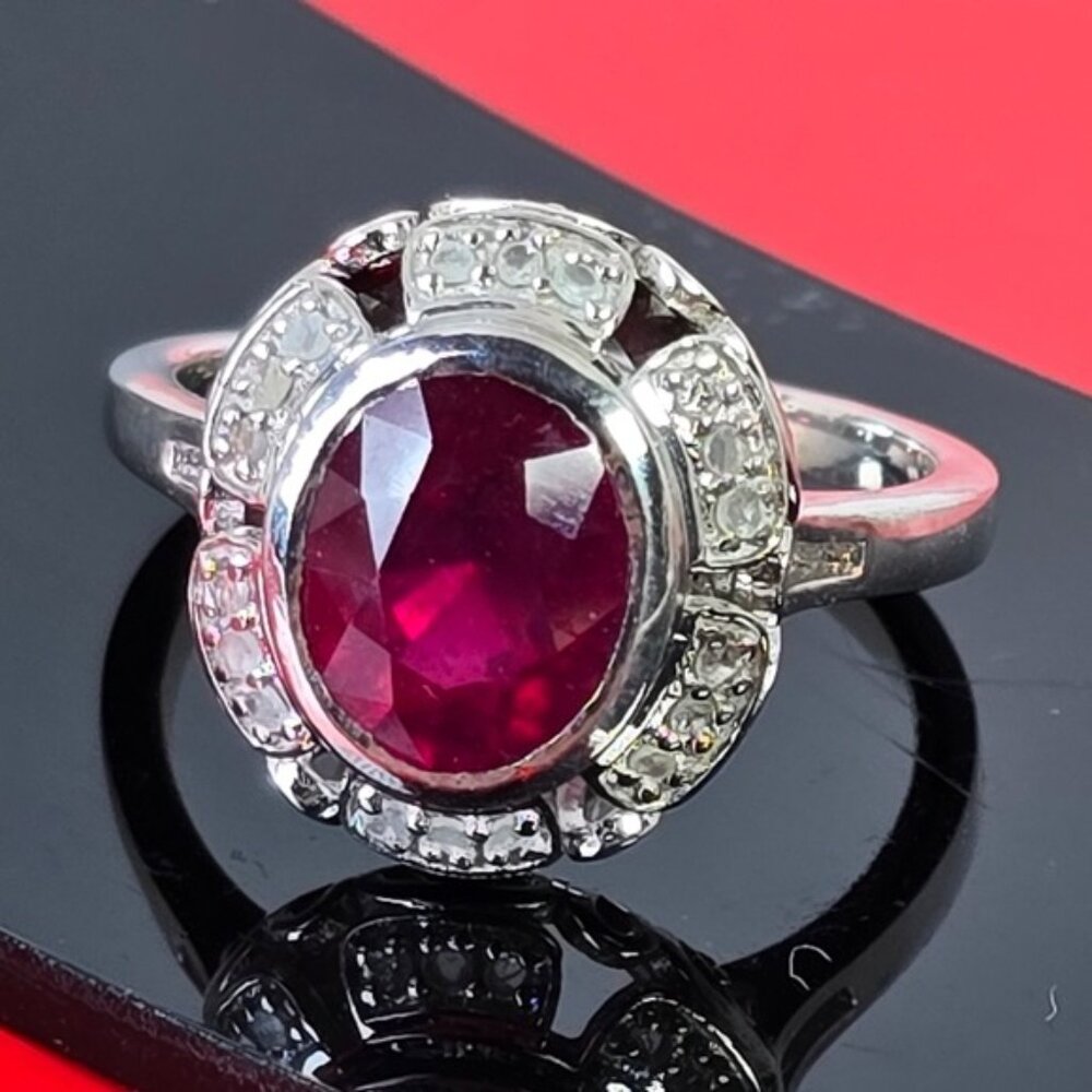 925 Sterling Silver Ring Sz 6.5 with Natural Ruby & Natural Diamonds - Picture 14 of 14